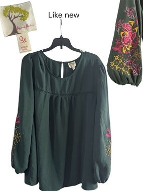 fig and flower Dark Green Peasant Tunic with Pink & Yellow Floral Embroidery